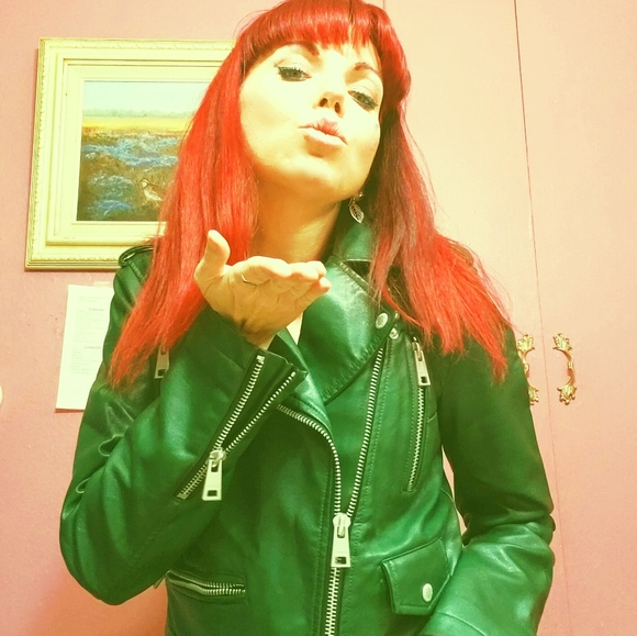 Meet your Posher, Kelly - Picture 6 of 8